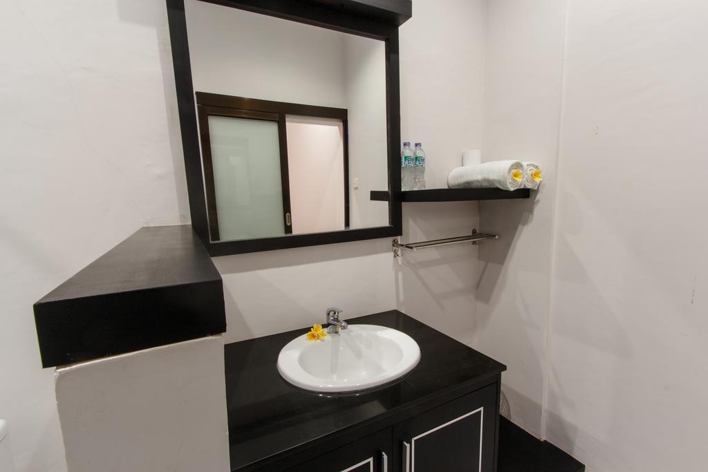 Rabasta Mahayana Kuta Hotel Bali Zimmer foto