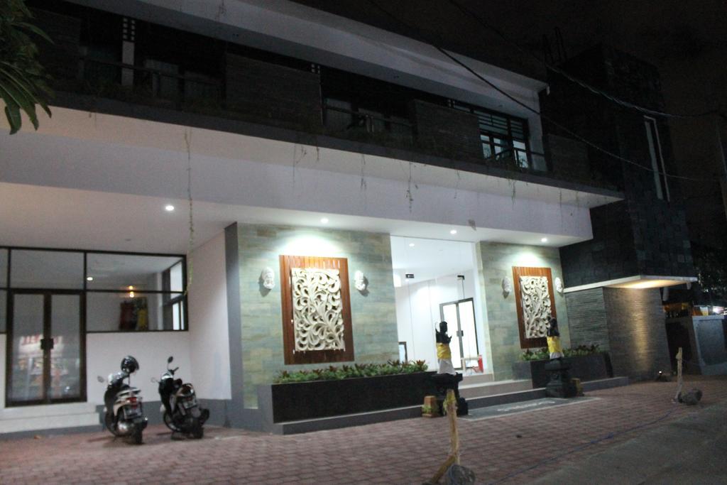 Rabasta Mahayana Kuta Hotel Bali Exterior foto